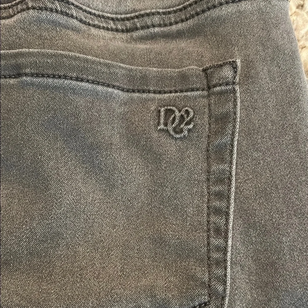 Gray Straight-Leg Jeans with Worn-In Look